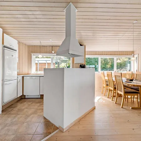 3 Bedroom Stunning In Løgstrup