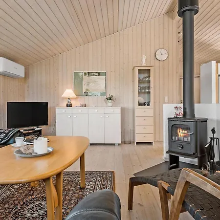 3 Bedroom Stunning In Løgstrup
